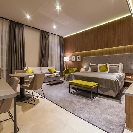 Dezman Luxury Center Apartment Zagreb Luaran gambar
