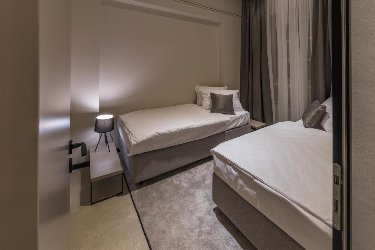 Dezman Luxury Center Apartment Zagreb Luaran gambar