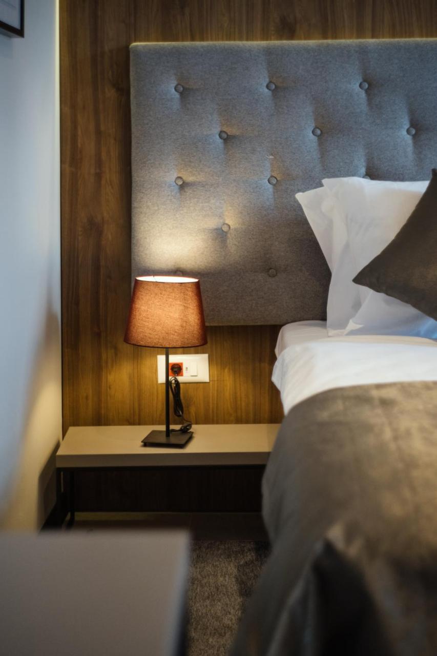 Dezman Luxury Center Apartment Zagreb Luaran gambar