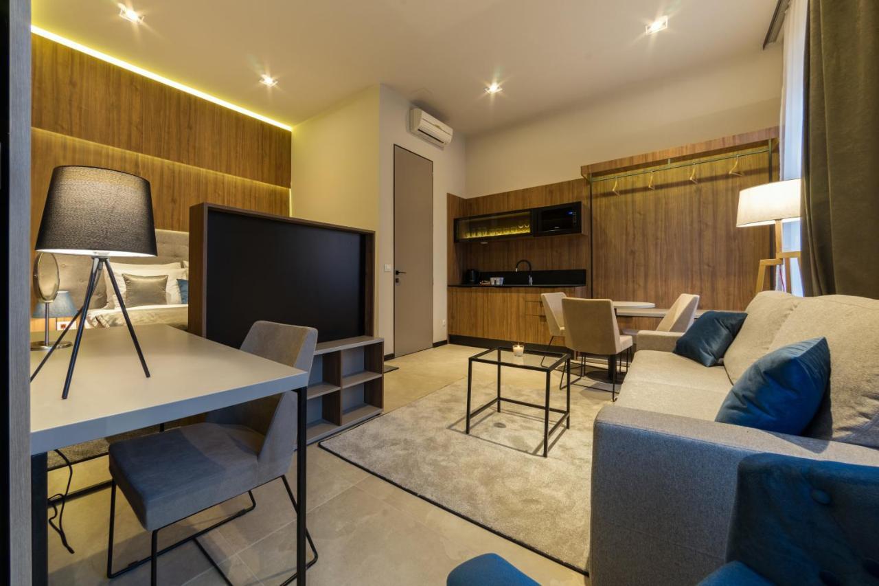 Dezman Luxury Center Apartment Zagreb Luaran gambar