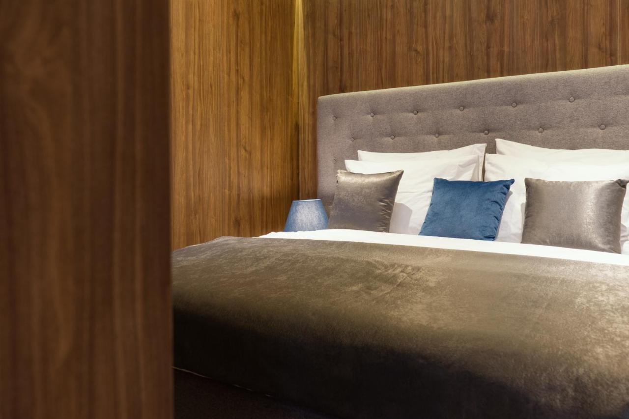 Dezman Luxury Center Apartment Zagreb Luaran gambar